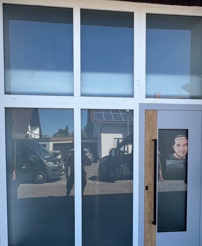 Haustüranlage mit Seitenteil und Oberlicht